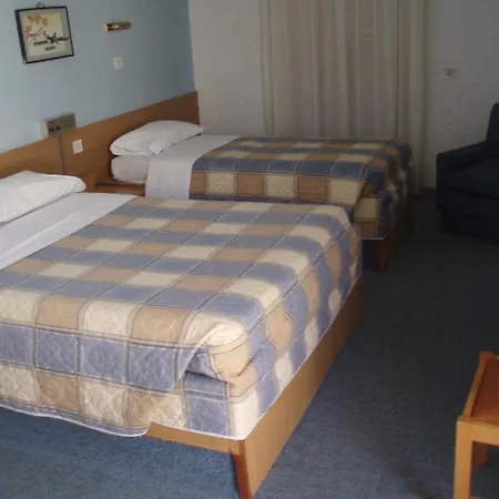 Sparta Inn 2*